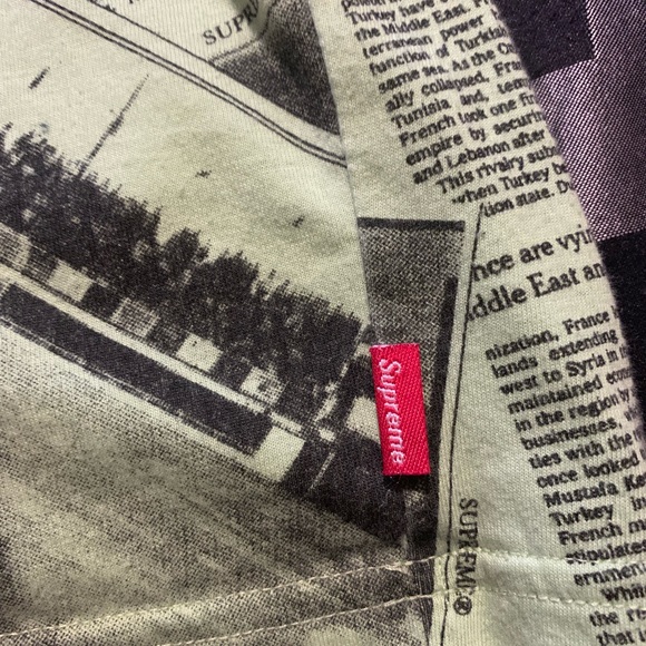 Supreme newspaper long sleeve. Super rare - Picture 2 of 4